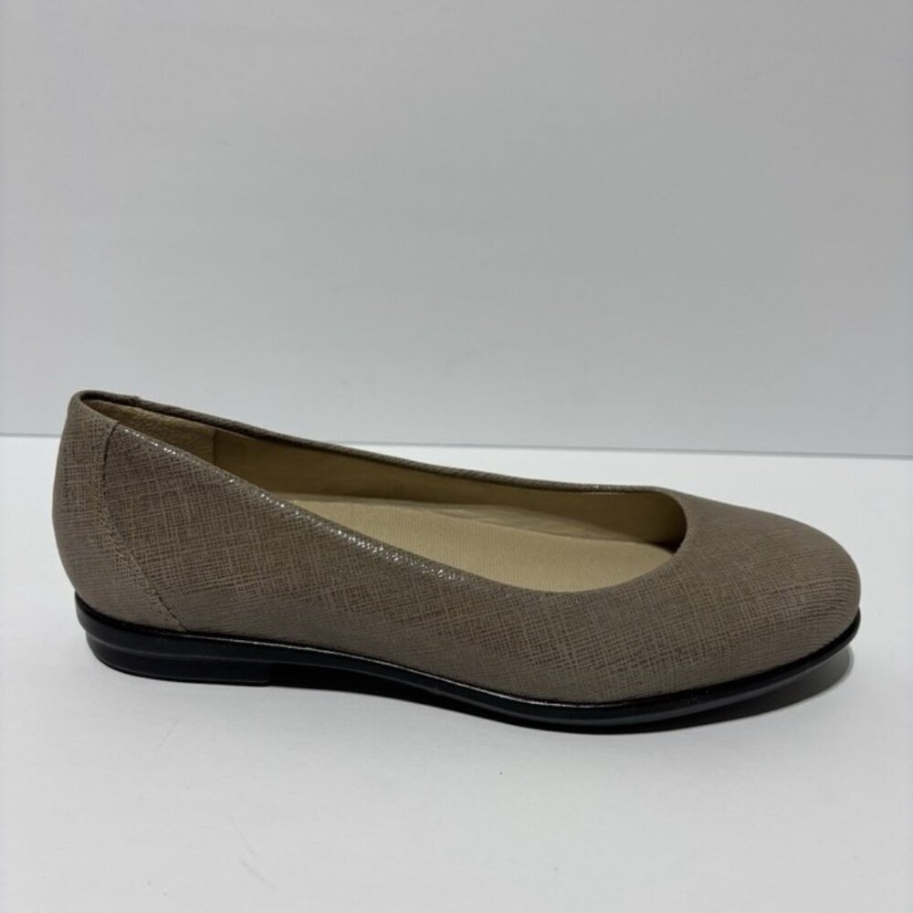 SAS Women’s Scenic Cap Toe Ballet Flats, Size 5 M
